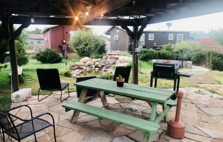 Outdoor Grilling Area