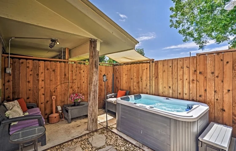 Outdoor Tub