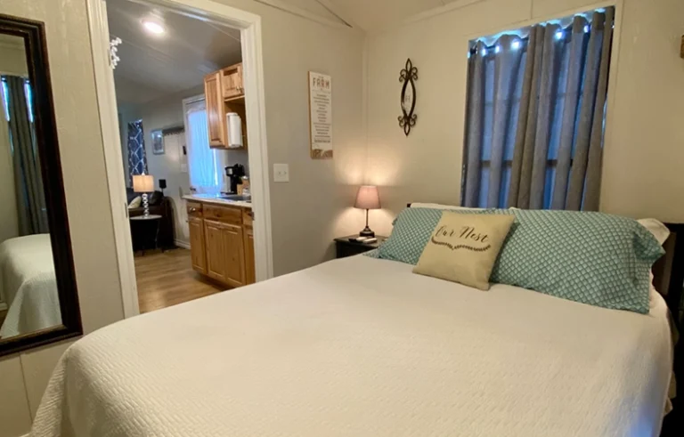 Vara Guest House Bedroom